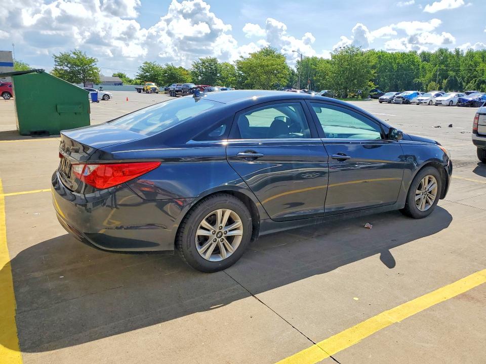 2011 Hyundai Sonata მანქანა იყიდება აუქციონზე, vin: 5NPEB4AC2BH189384, აუქციონის ნომერი: 61131736