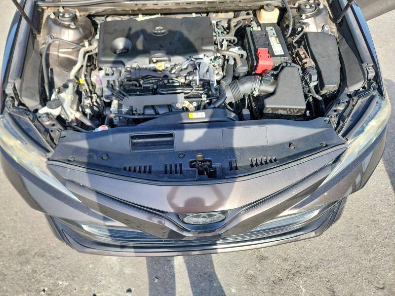 2018 Toyota Camry მანქანა იყიდება აუქციონზე, vin: 4T1B11HK4JU045627, აუქციონის ნომერი: 59913056