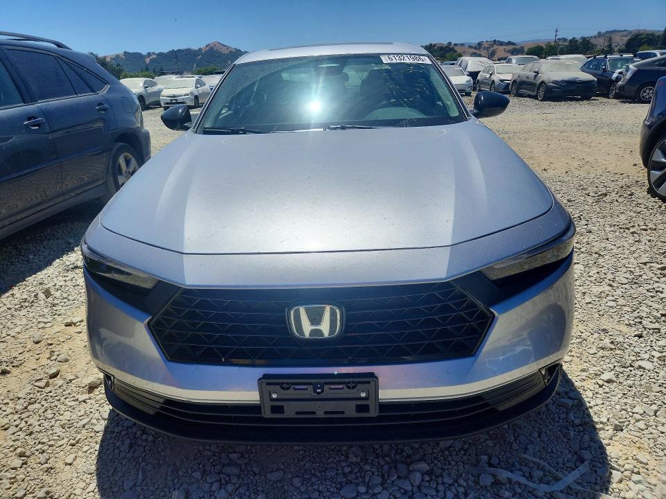 2025 Honda Accord მანქანა იყიდება აუქციონზე, vin: 1HGCY1F4XSA032006, აუქციონის ნომერი: 61321986
