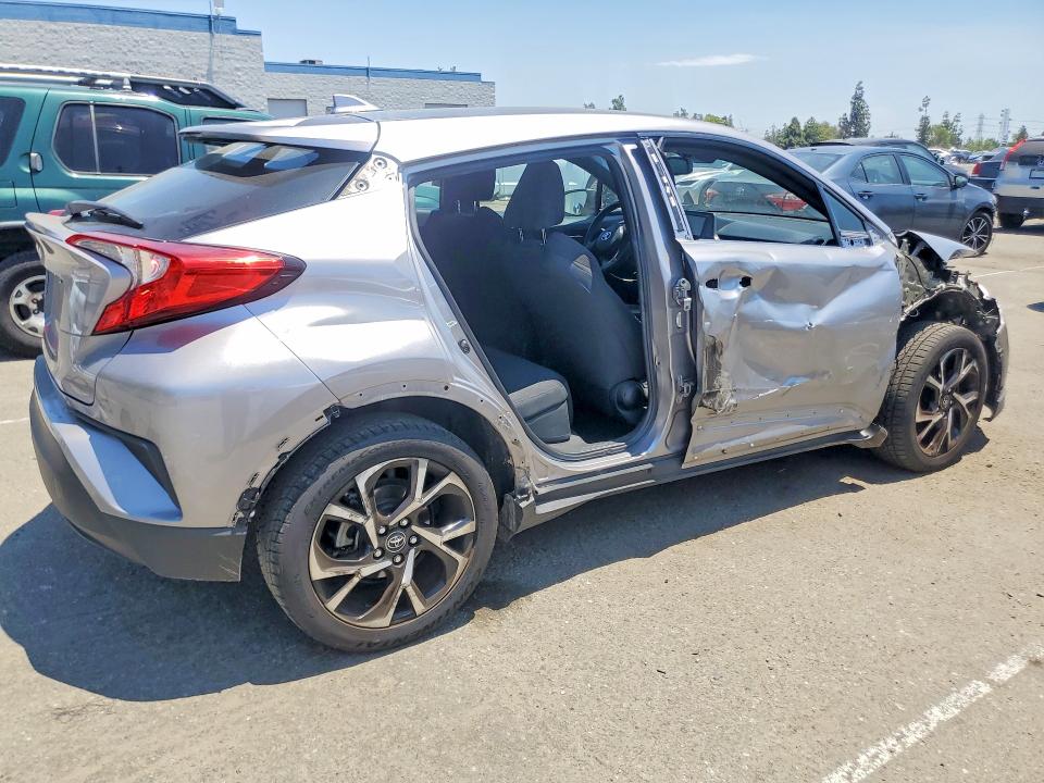 2018 Toyota C-hr მანქანა იყიდება აუქციონზე, vin: NMTKHMBX2JR001022, აუქციონის ნომერი: 61329666
