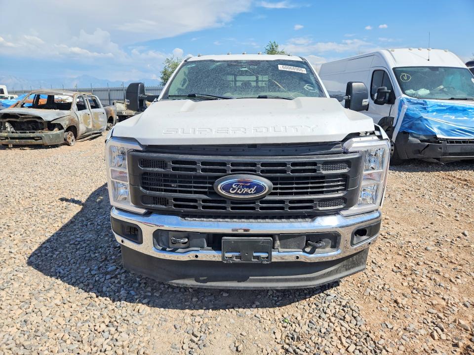 Продажа на аукционе авто 2023 Ford F350, vin: 1FD8W3HTXPEC81833, номер лота: 60068906