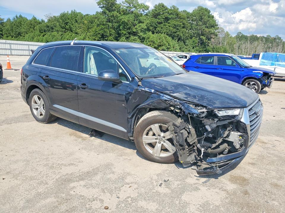2017 Audi Q7 მანქანა იყიდება აუქციონზე, vin: WA1LHAF70HD037550, აუქციონის ნომერი: 59584896