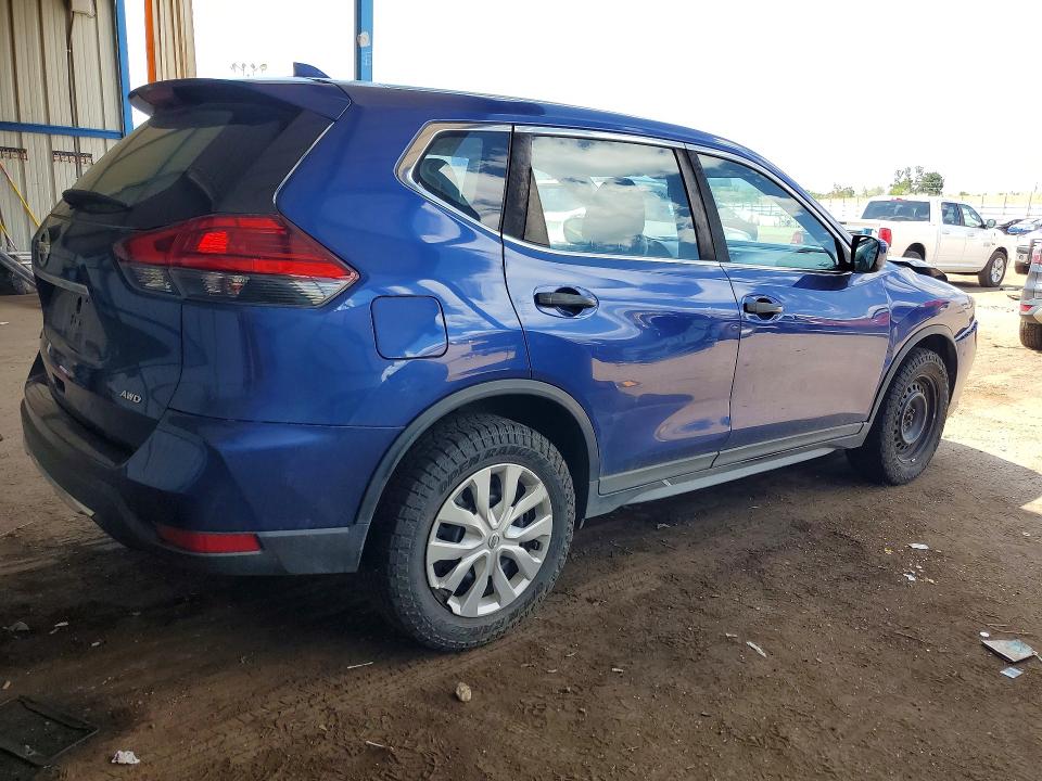 60776116 :رقم المزاد ، KNMAT2MV6HP523121 vin ، 2017 Nissan Rogue مزاد بيع