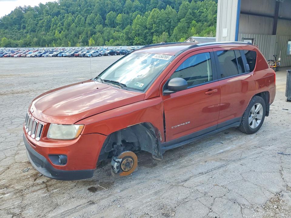 2012 Jeep Compass მანქანა იყიდება აუქციონზე, vin: 1C4NJDEB9CD675962, აუქციონის ნომერი: 62850266