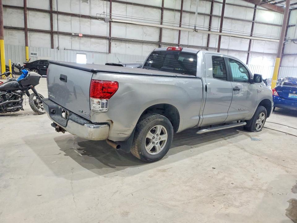 61582116 :رقم المزاد ، 5TFUW5F16DX319221 vin ، 2013 Toyota Tundra مزاد بيع