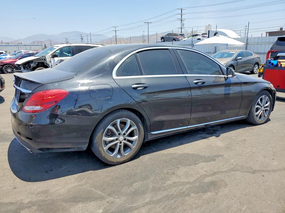 59369036 :رقم المزاد ، 55SWF4JB5GU175340 vin ، 2016 Mercedes-benz C مزاد بيع