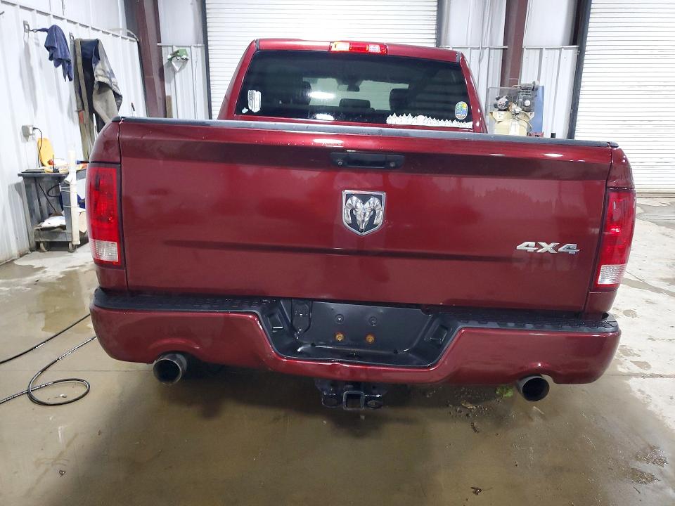 59272306 :رقم المزاد ، 3C6RR7KT4JG197594 vin ، 2018 Ram 1500 مزاد بيع