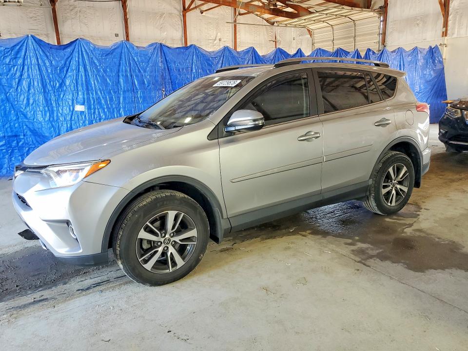 Auction sale of the 2018 Toyota Rav4, vin: JTMWFREVXJJ194968, lot number: 59729676