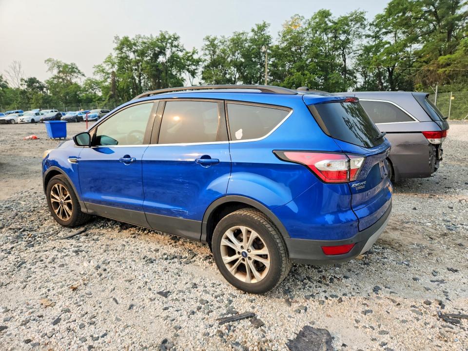 2017 Ford Escape მანქანა იყიდება აუქციონზე, vin: 1FMCU0GD2HUE22250, აუქციონის ნომერი: 61113966
