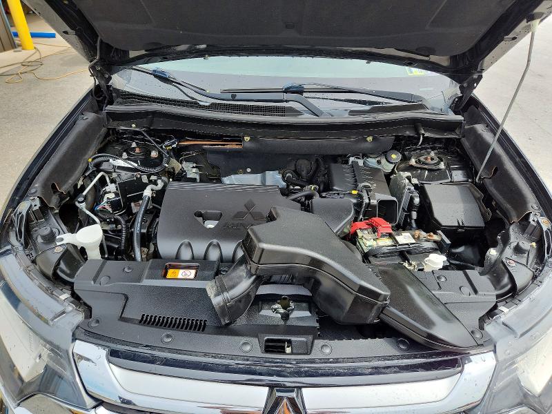 2018 Mitsubishi Outlander მანქანა იყიდება აუქციონზე, vin: JA4AZ3A36JJ002510, აუქციონის ნომერი: 61877916
