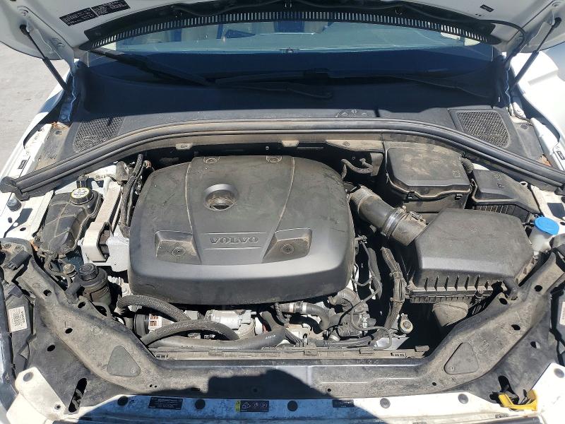 61637956 :رقم المزاد ، YV440MDK4F2721002 vin ، 2015 Volvo Xc60 مزاد بيع