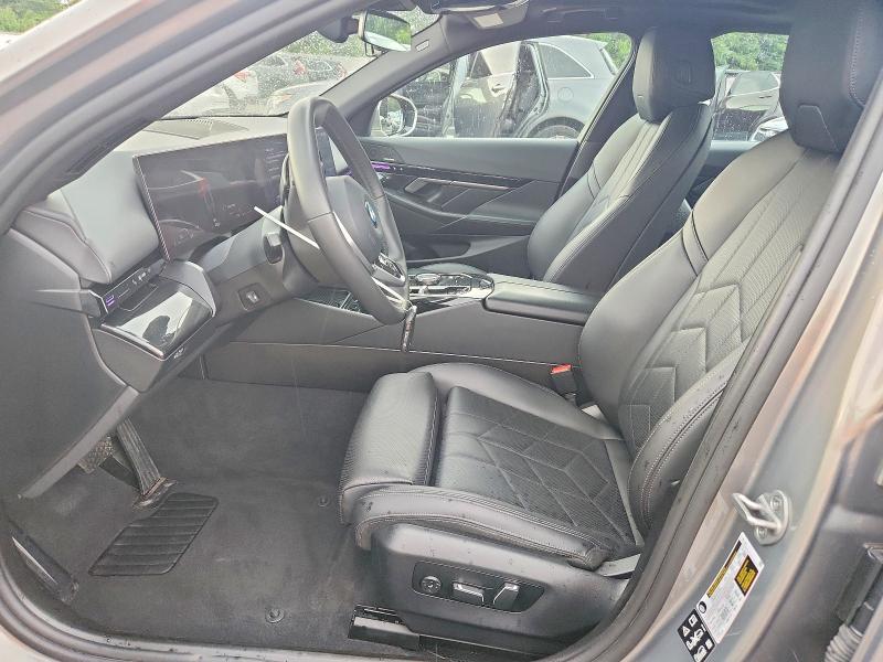 62600496 :رقم المزاد ، WBA53FJ00RCP92755 vin ، 2024 Bmw 530 مزاد بيع