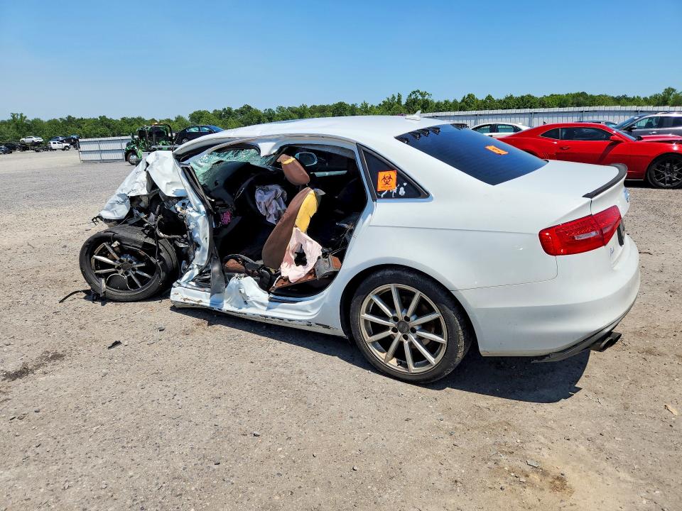 Продаж на аукціоні авто 2016 Audi A4, vin: WAUBFAFL4GN008286, номер лоту: 61039996