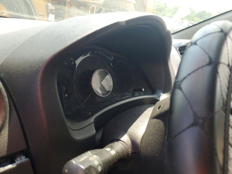 60136776 :رقم المزاد ، 3N1CE2CPXFL355176 vin ، 2015 Nissan Versa Note مزاد بيع