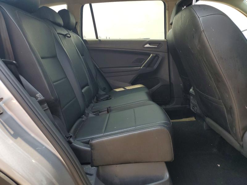 62575566 :رقم المزاد ، 3VV2B7AX8LM015596 vin ، 2020 Volkswagen Tiguan مزاد بيع