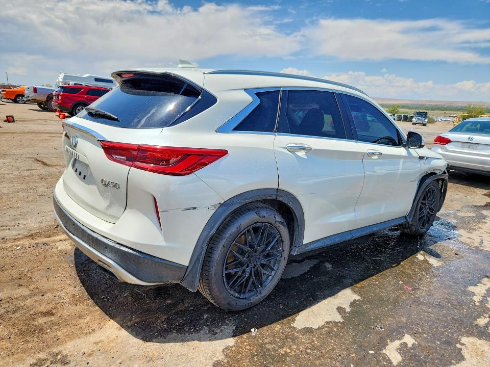 Продаж на аукціоні авто 2020 Infiniti Qx50, vin: 3PCAJ5M13LF111178, номер лоту: 61923006