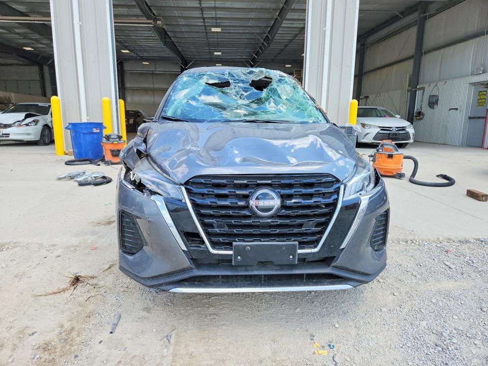 2022 Nissan Kicks მანქანა იყიდება აუქციონზე, vin: 3N1CP5BV5NL493945, აუქციონის ნომერი: 61147996