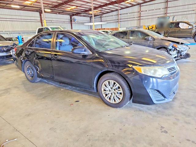 62047756 :رقم المزاد ، 4T1BF1FK2EU831324 vin ، 2014 Toyota Camry مزاد بيع