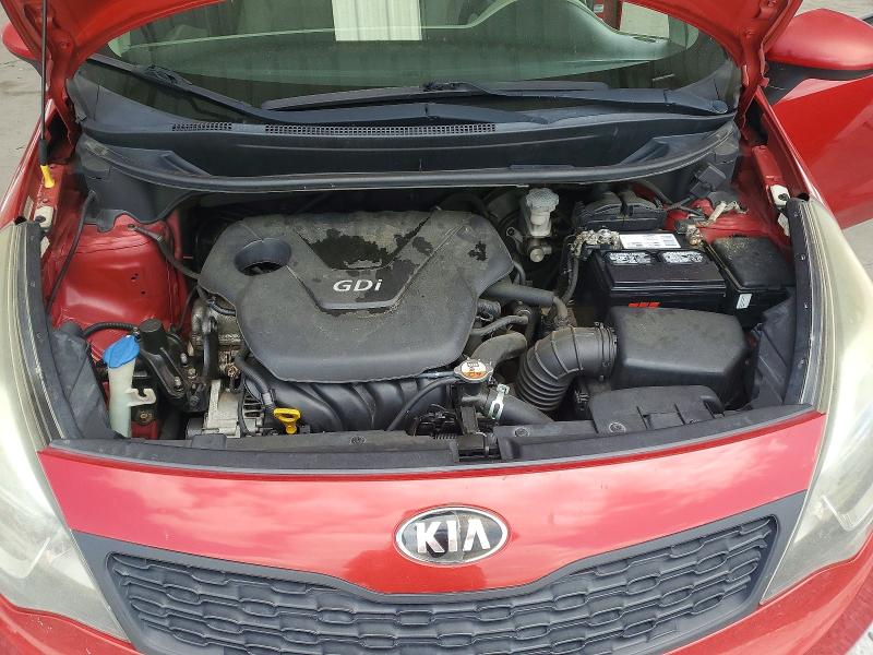 62310686 :رقم المزاد ، KNADM4A33F6464800 vin ، 2015 Kia Rio مزاد بيع