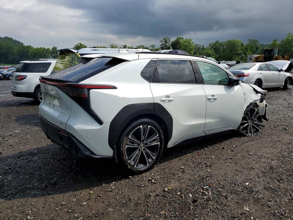 61732906 :رقم المزاد ، JTMABACA4RA078894 vin ، 2024 Toyota Bz4x مزاد بيع