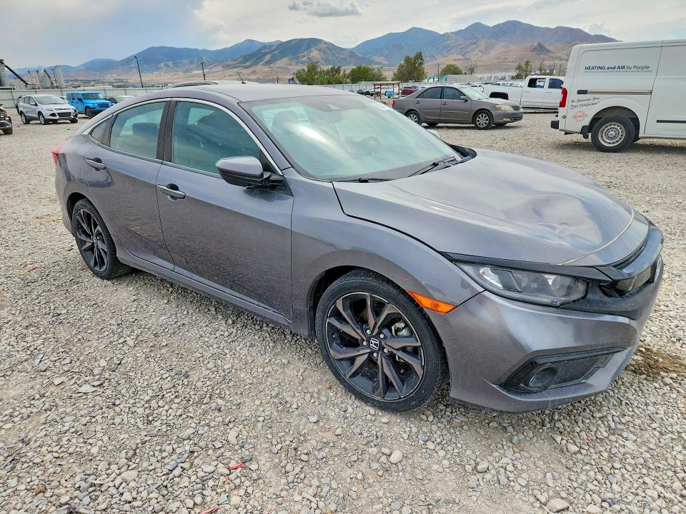 63342196 :رقم المزاد ، 19XFC2F88KE043604 vin ، 2019 Honda Civic مزاد بيع