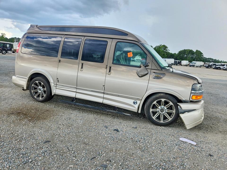 61541406 :رقم المزاد ، 1GCWGAFG8H1271152 vin ، 2017 Chevrolet Express G2500 مزاد بيع