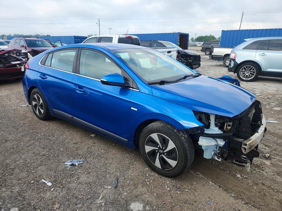 Продажа на аукционе авто 2017 Hyundai Ioniq, vin: KMHC75LC8HU055971, номер лота: 62578386