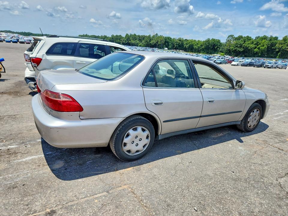Продажа на аукционе авто 1999 Honda Accord, vin: 1HGCG5647XA084517, номер лота: 60306766
