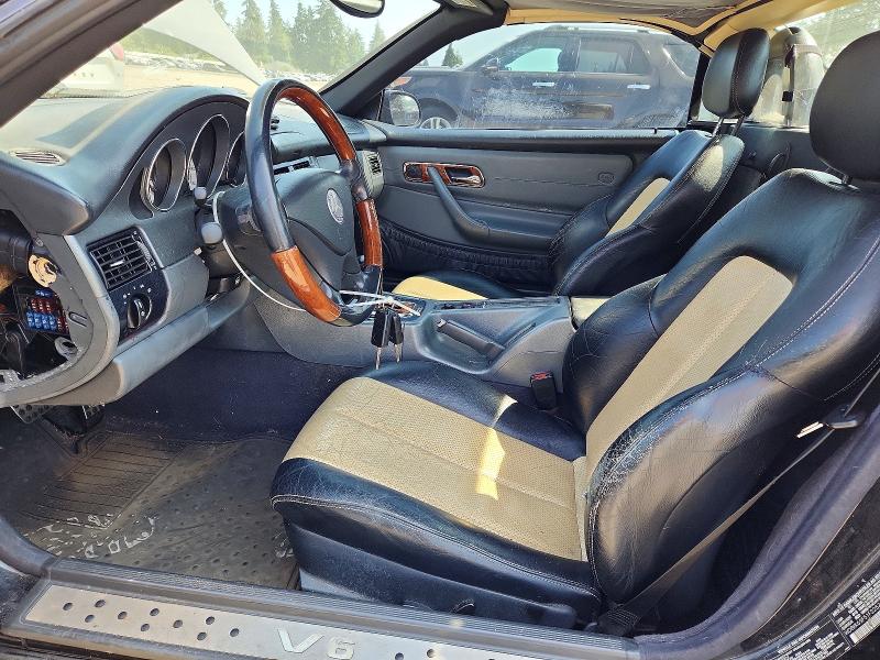 2001 Mercedes-benz Slk მანქანა იყიდება აუქციონზე, vin: WDBKK65F51F225742, აუქციონის ნომერი: 60988086