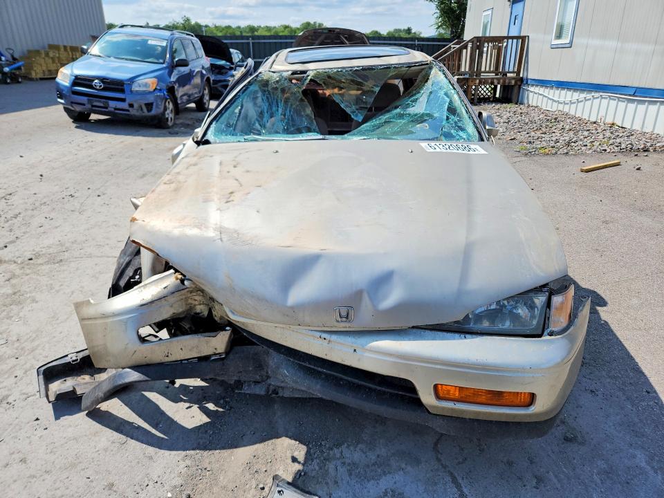 61320686 :رقم المزاد ، 1HGCE1892SA004217 vin ، 1995 Honda Accord مزاد بيع
