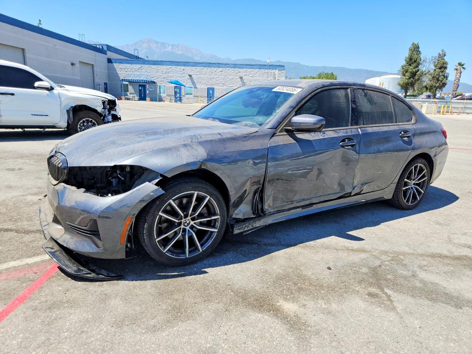 60024086 :رقم المزاد ، 3MW5R1J01N8C28759 vin ، 2022 Bmw 330i مزاد بيع
