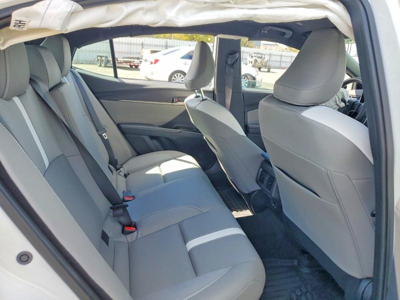 62060946 :رقم المزاد ، 4T1DBADK9TU057738 vin ، 2026 Toyota Camry مزاد بيع