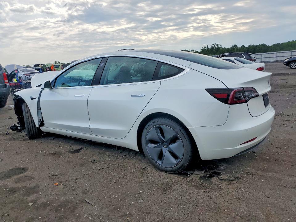 61981656 :رقم المزاد ، 5YJ3E1EA4LF612200 vin ، 2020 Tesla Model 3 مزاد بيع