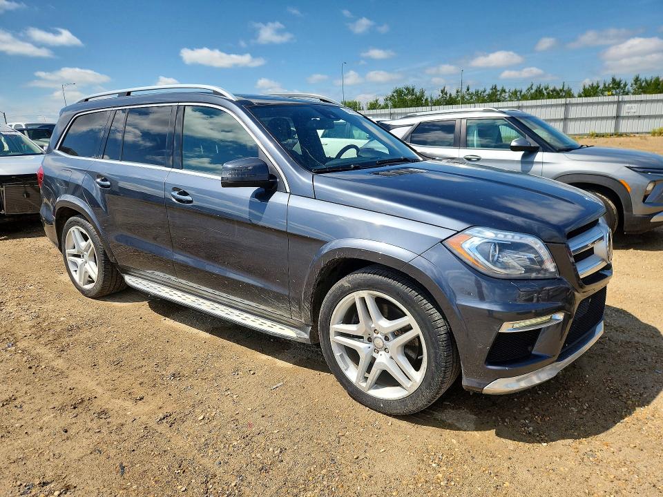 60853826 :رقم المزاد ، 4JGDF6EE3FA596503 vin ، 2015 Mercedes-benz Gl مزاد بيع