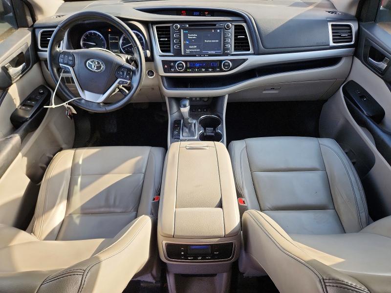 2018 Toyota Highlander მანქანა იყიდება აუქციონზე, vin: 5TDJZRFH5JS491997, აუქციონის ნომერი: 61348546