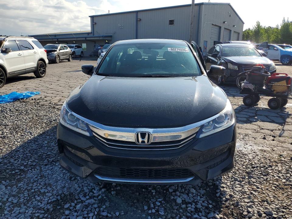2017 Honda Accord მანქანა იყიდება აუქციონზე, vin: 1HGCR2F33HA001781, აუქციონის ნომერი: 60276886