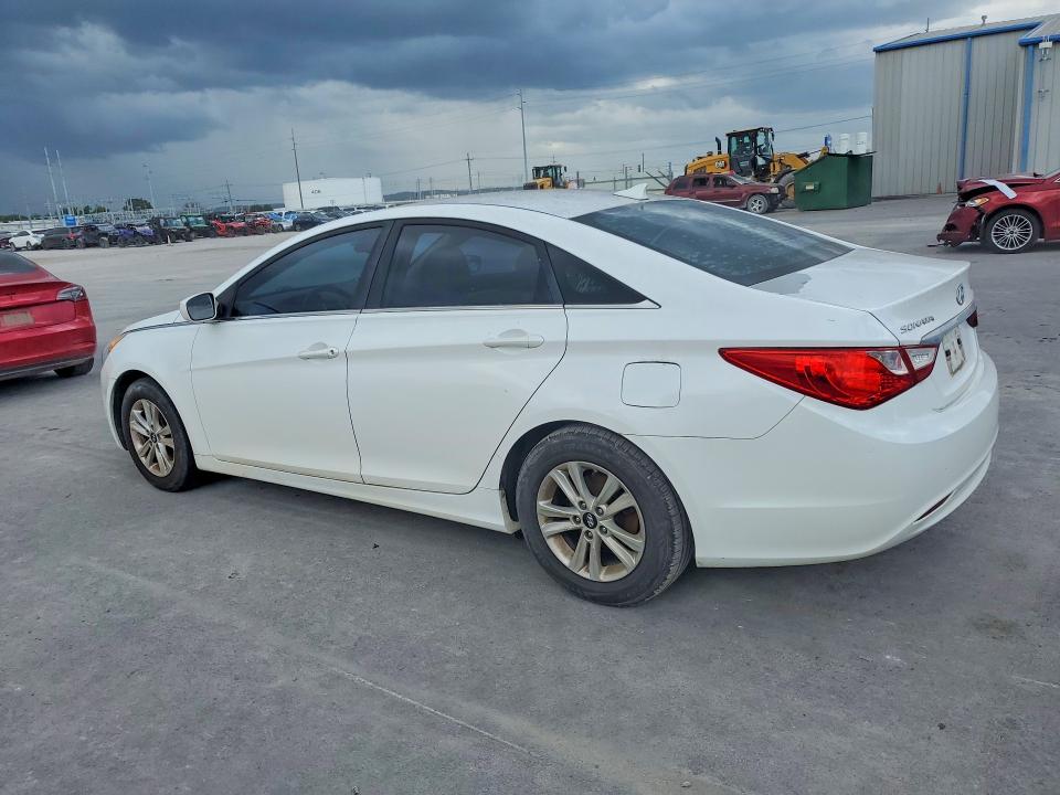 60879036 :رقم المزاد ، 5NPEB4AC6DH747031 vin ، 2013 Hyundai Sonata مزاد بيع