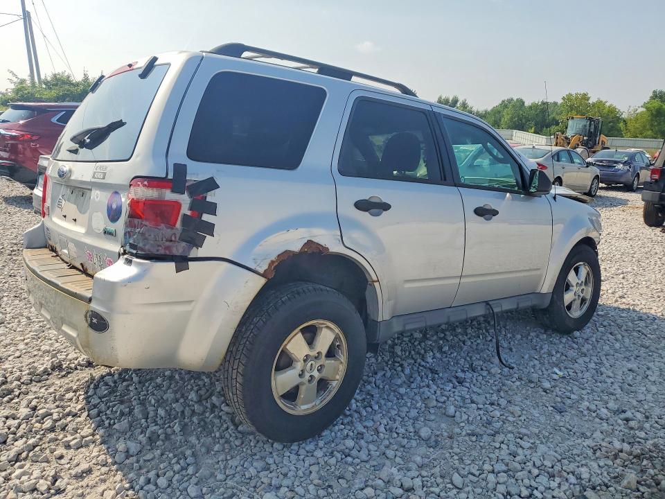 Продажа на аукционе авто 2011 Ford Escape, vin: 1FMCU0DG9BKB81370, номер лота: 61392976