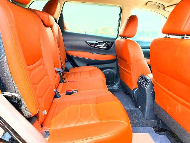 60916116 :رقم المزاد ، 5N1AT2MV3KC735887 vin ، 2019 Nissan Rogue مزاد بيع