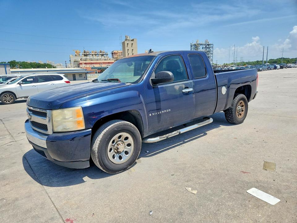 Продажа на аукционе авто 2007 Chevrolet Silverado, vin: 2GCEC19C971646555, номер лота: 60842656