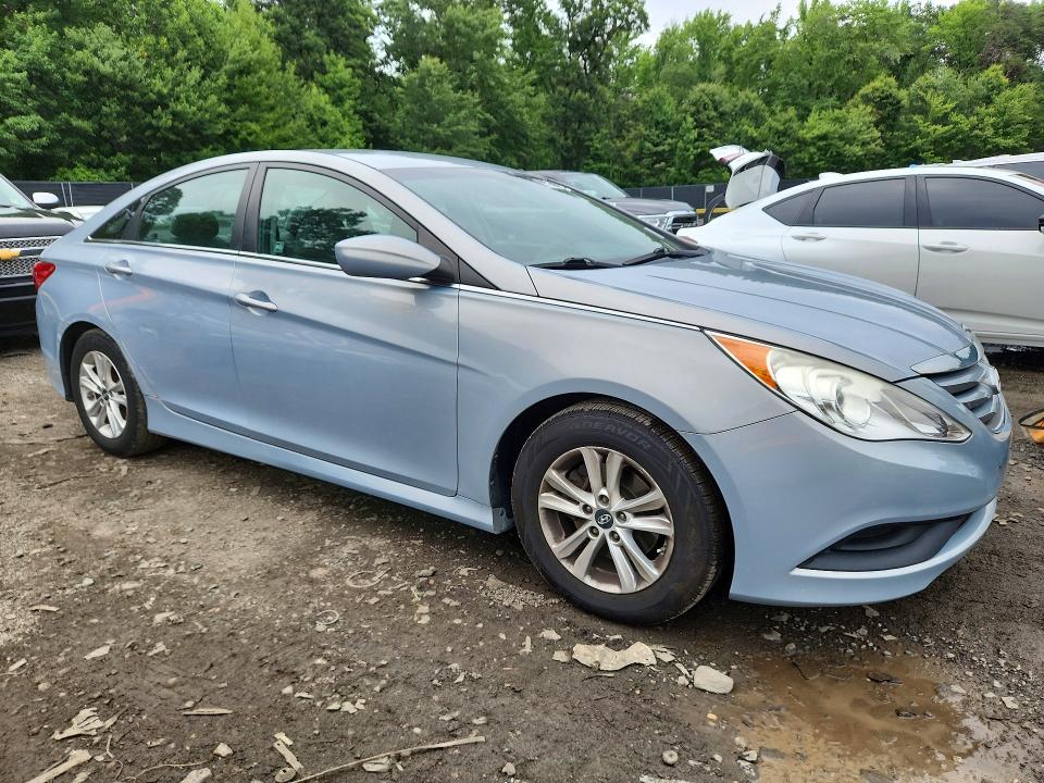 2014 Hyundai Sonata მანქანა იყიდება აუქციონზე, vin: 5NPEB4AC1EH860614, აუქციონის ნომერი: 60879356