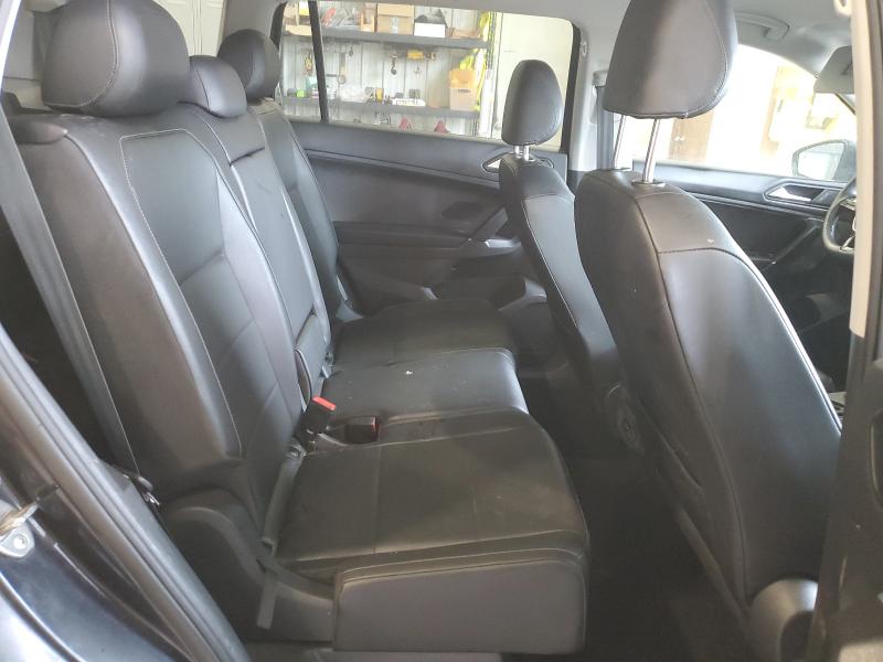 Продажа на аукционе авто 2018 Volkswagen Tiguan, vin: 3VV3B7AX7JM106568, номер лота: 61582416