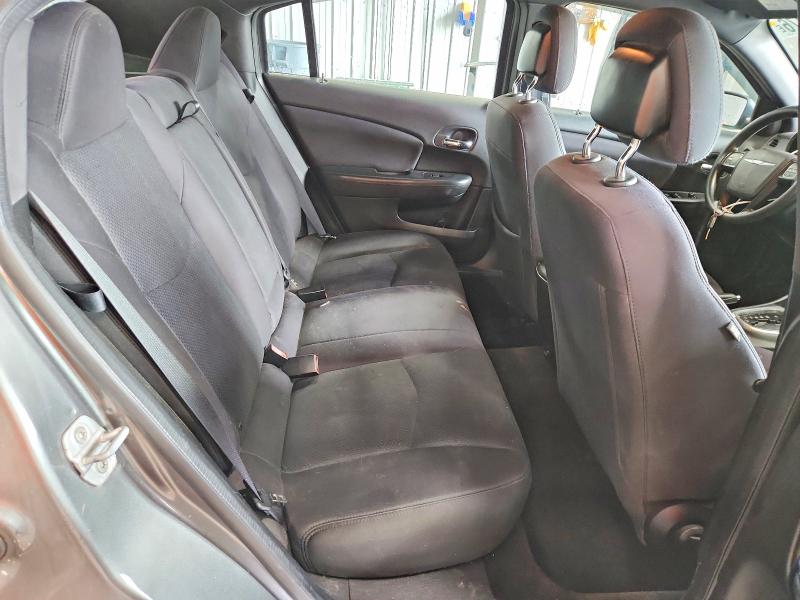 59911076 :رقم المزاد ، 1C3CCBAB4DN669210 vin ، 2013 Chrysler 200 مزاد بيع
