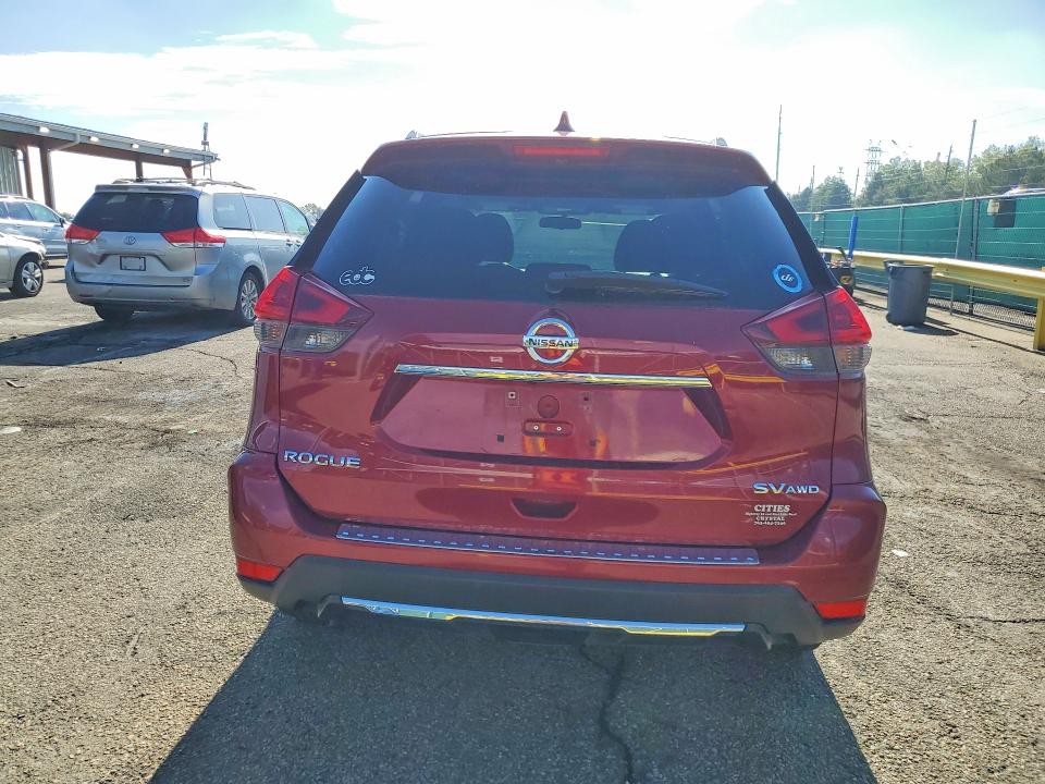 Продаж на аукціоні авто 2018 Nissan Rogue, vin: 5N1AT2MV8JC754403, номер лоту: 62523886