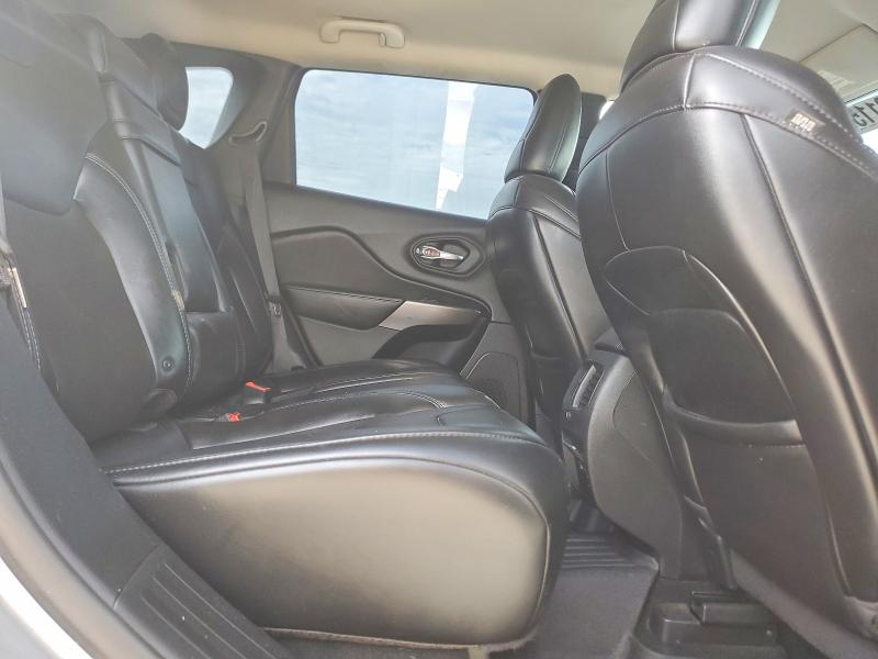 Продаж на аукціоні авто 2019 Jeep Cherokee, vin: 1C4PJMLB0KD314713, номер лоту: 61911556