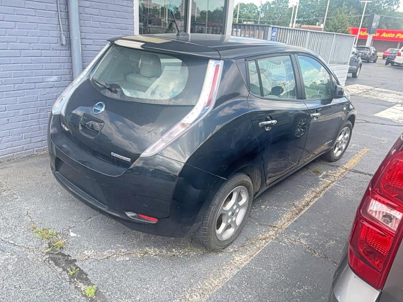 2011 Nissan Leaf მანქანა იყიდება აუქციონზე, vin: JN1AZ0CP1BT005036, აუქციონის ნომერი: 62499146