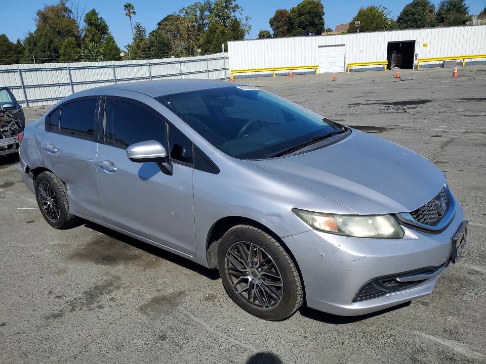 2015 Honda Civic მანქანა იყიდება აუქციონზე, vin: 19XFB2F52FE262900, აუქციონის ნომერი: 61748456