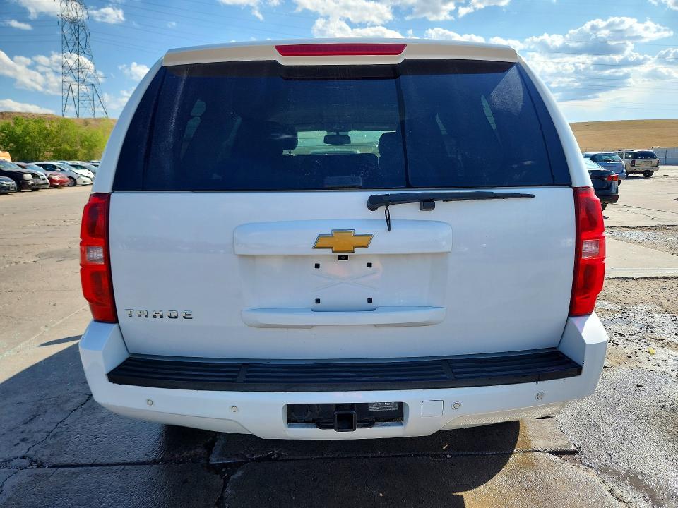 61152246 :رقم المزاد ، 1GNSKAE08DR140503 vin ، 2013 Chevrolet Tahoe مزاد بيع