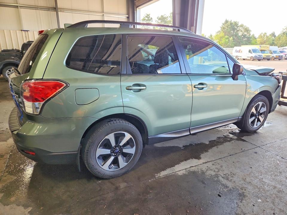 61807746 :رقم المزاد ، JF2SJABC9HH429719 vin ، 2017 Subaru Forester مزاد بيع