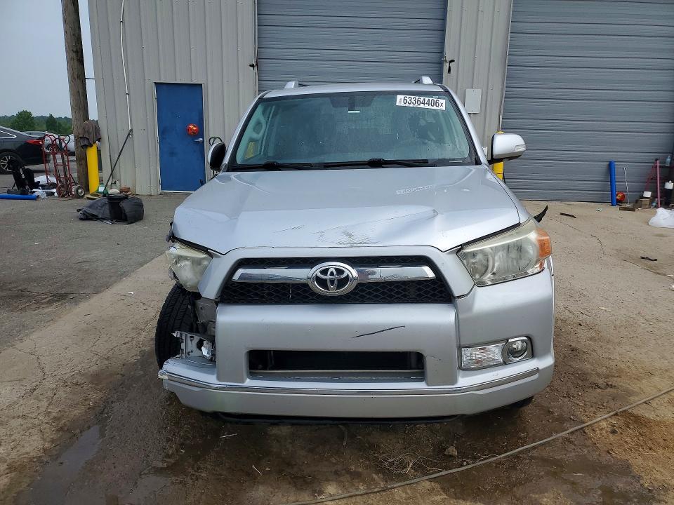2013 Toyota 4runner მანქანა იყიდება აუქციონზე, vin: JTEZU5JR2D5049680, აუქციონის ნომერი: 63364406